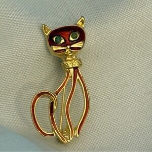 Vintage Enamel Cat Brooch | Mid Century Gold Tone Figural Kitty Pin